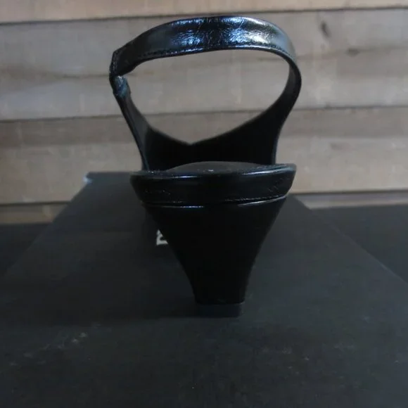 BANANA REPUBLIC SLINGBACK LEATHER PUMP - BLACK - US SIZE 7 - Picture 5 of 9